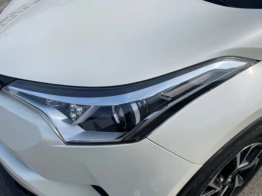 Toyota C-HR 2021 — фото 22