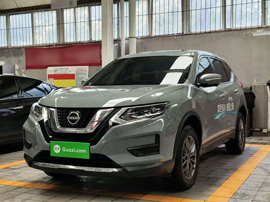 Nissan X-Trail 2025