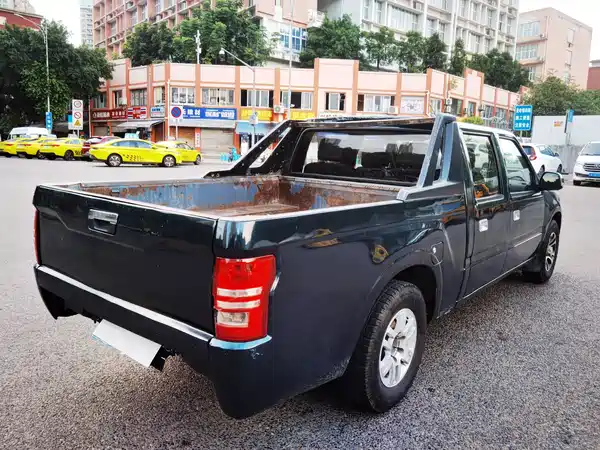Isuzu Pickup 2016