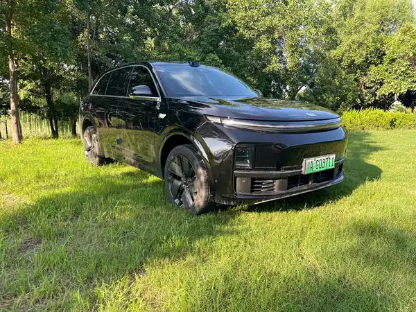 Li Auto L7 2025