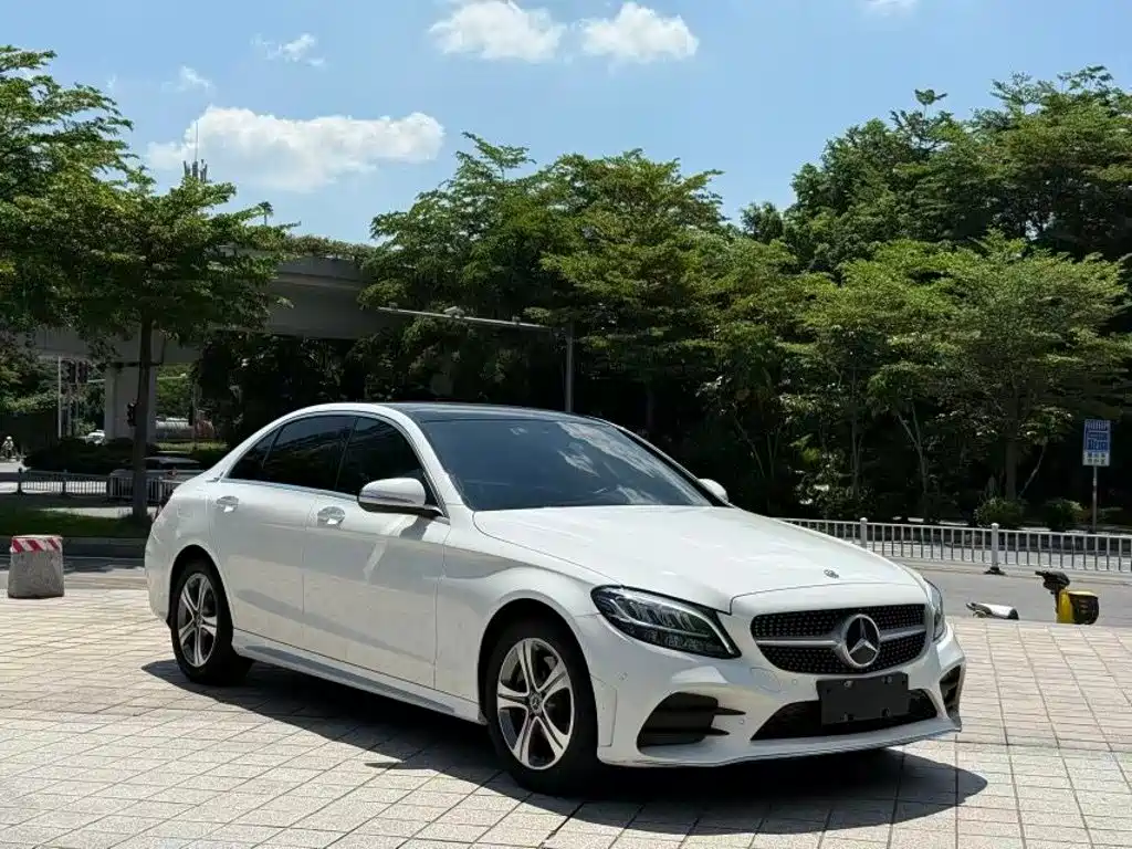 Mercedes-Benz C-Class 2020