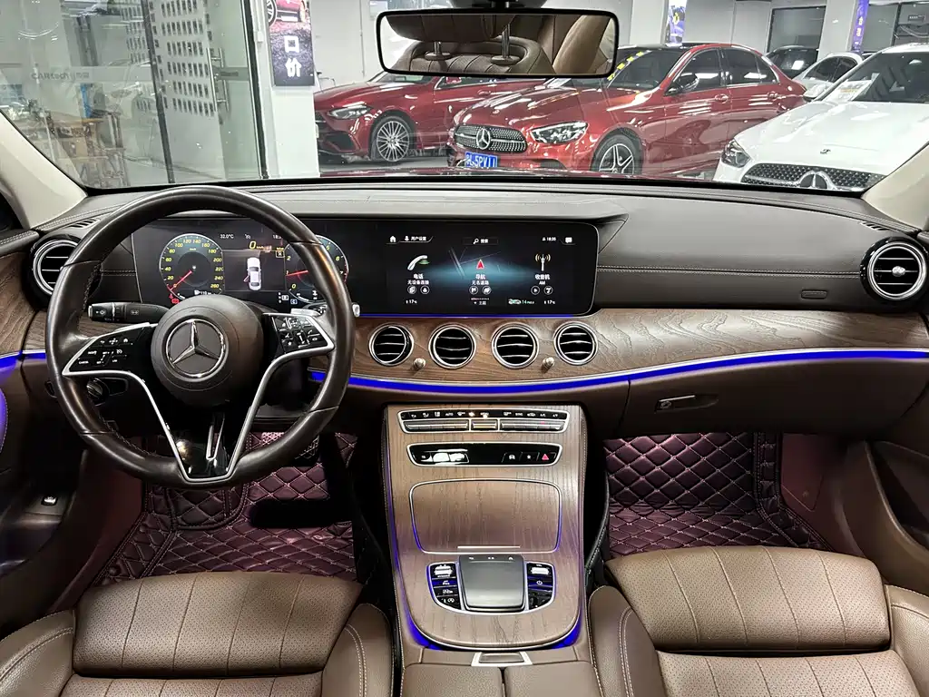 Mercedes-Benz E-Class 2023 — фото 8