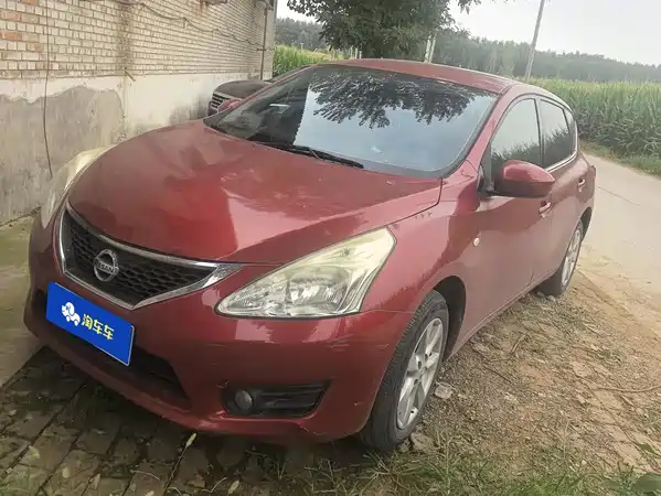 Nissan Tiida 2014