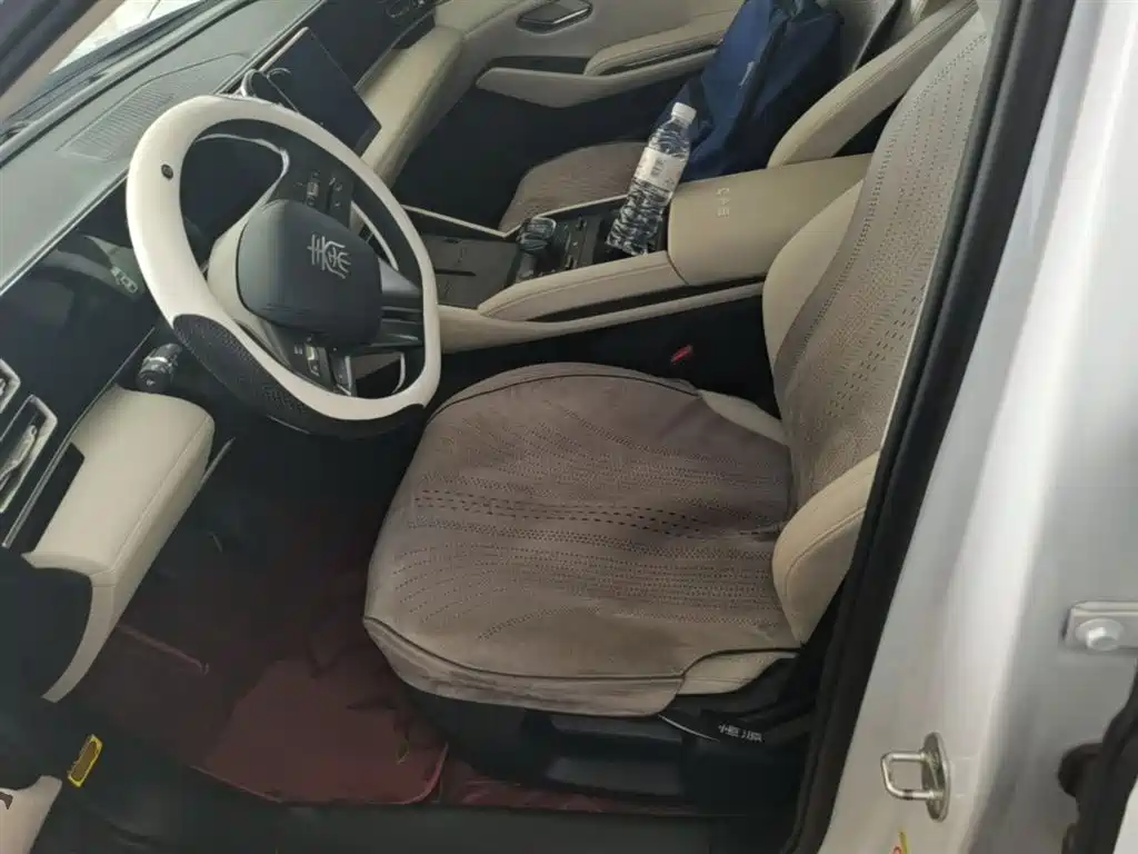 BYD Qin L 2025 — фото 15