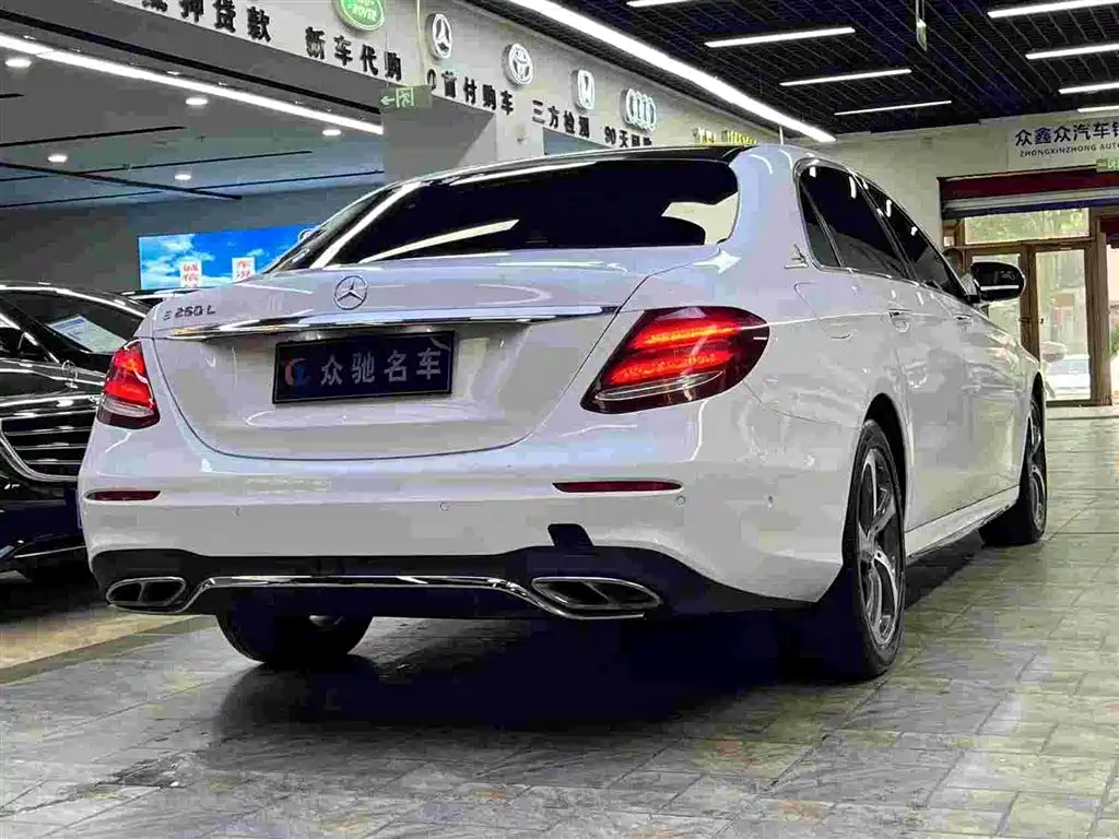 Mercedes-Benz E-Class 2017