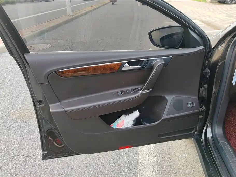 Volkswagen Magotan 2015
