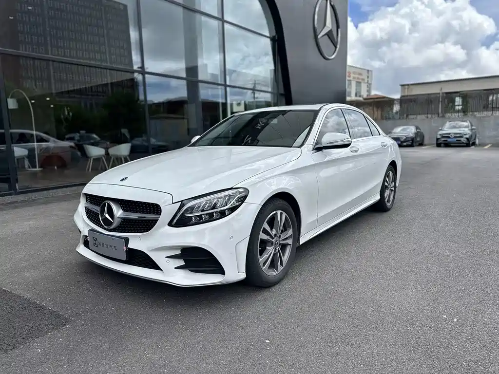 Mercedes-Benz C-Class 2020