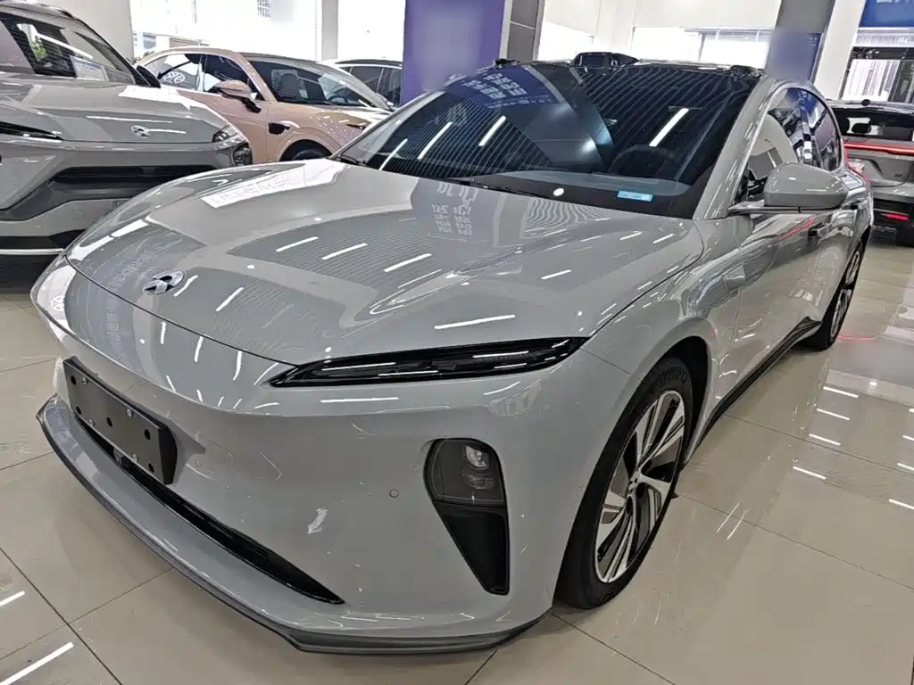 NIO ET5 2024
