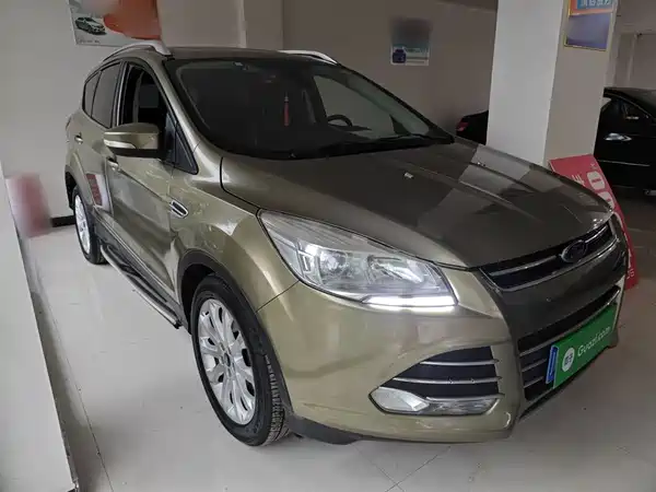 Ford Kuga 2015