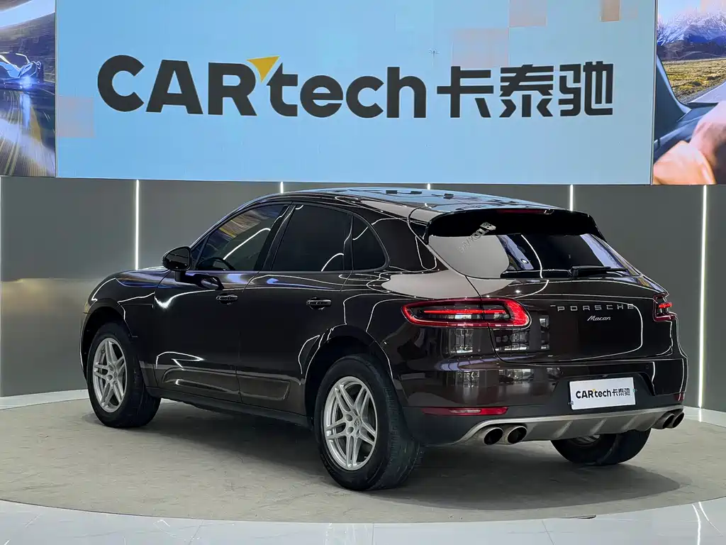 Porsche Macan 2018 — фото 14