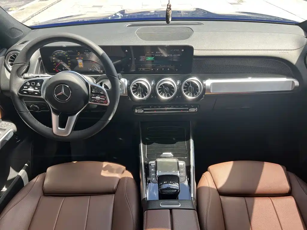 Mercedes-Benz GLB 2023 — фото 12