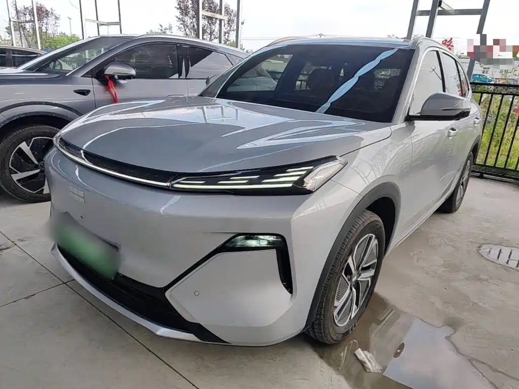 Geely Galaxy Starship 7 2025 — фото 1