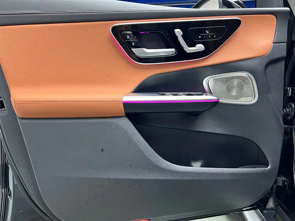 Mercedes-Benz GLC 2024