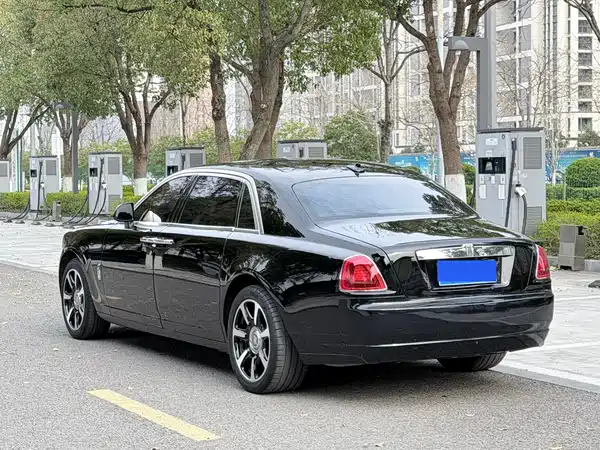 Rolls-Royce Ghost 2014