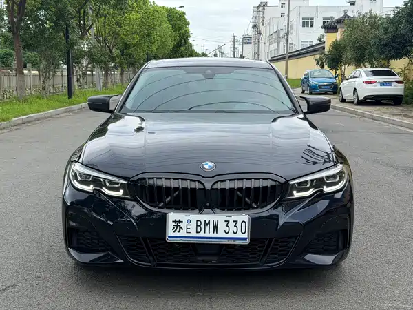 BMW 3 Series 2021