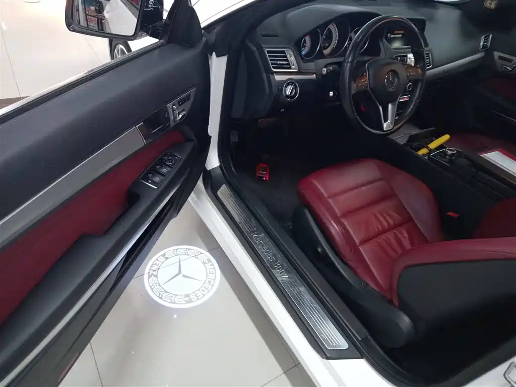 Mercedes-Benz E-Class 2015 — фото 16