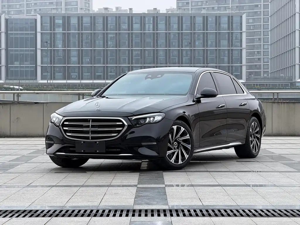 Mercedes-Benz E-Class 2024