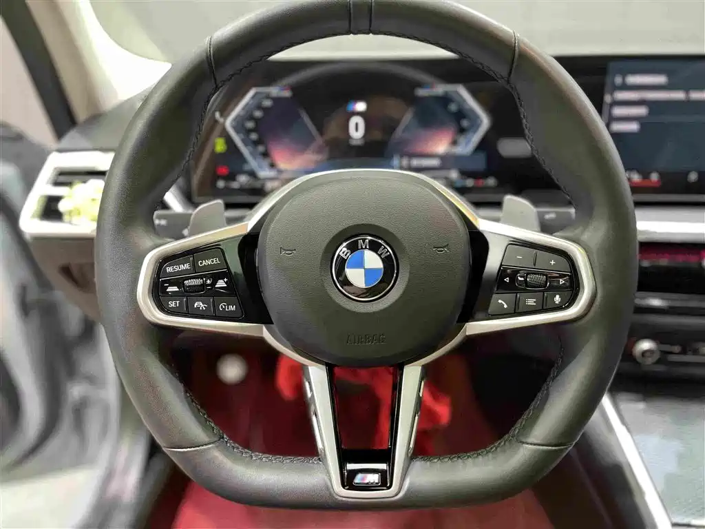 BMW 3 Series 2024 — фото 19