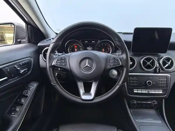 Mercedes-Benz GLA 2018