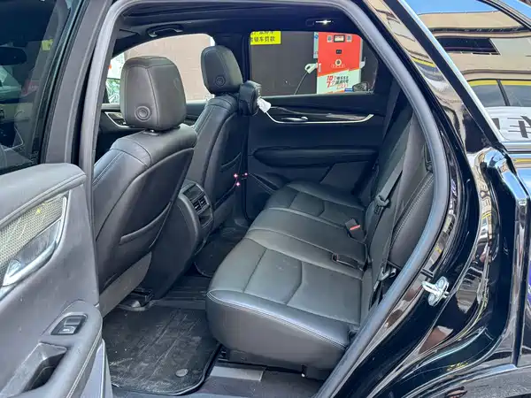 Cadillac XT5 2024