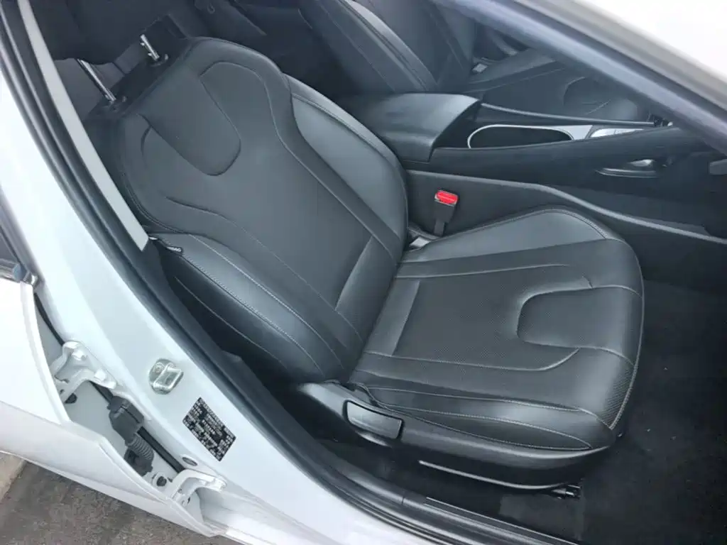 Hyundai Elantra 2022 — фото 25