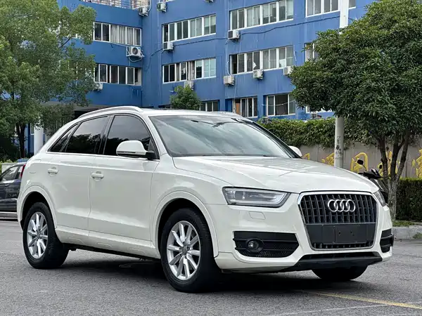 Audi Q3 2014