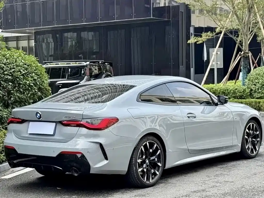 BMW 4 Series 2025 — фото 11