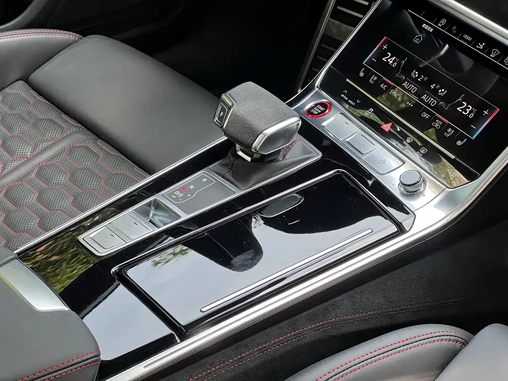 Audi RS 7 2025 — фото 20