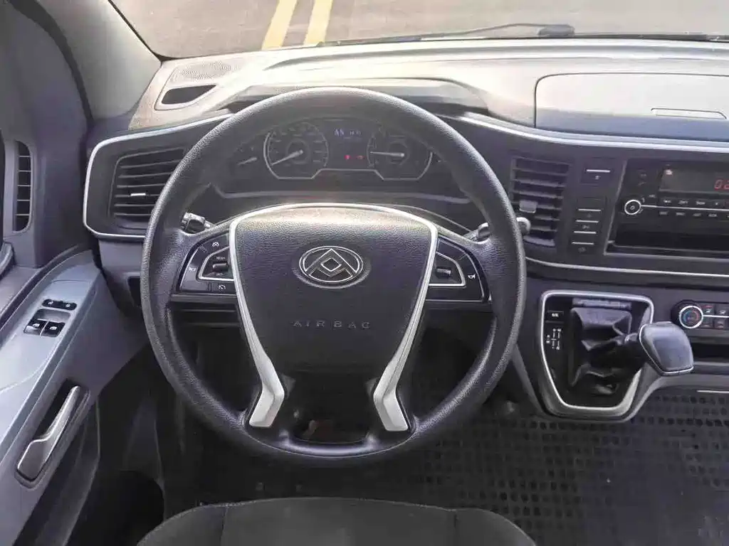 Maxus V80 2021