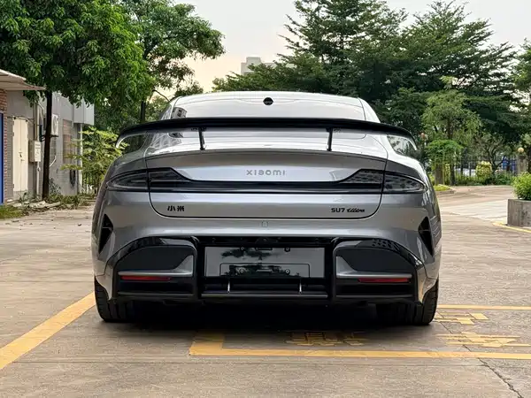 Xiaomi SU7 Ultra 2025