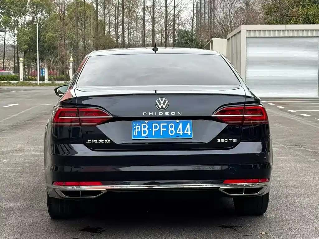 Volkswagen Phideon 2022 — фото 9