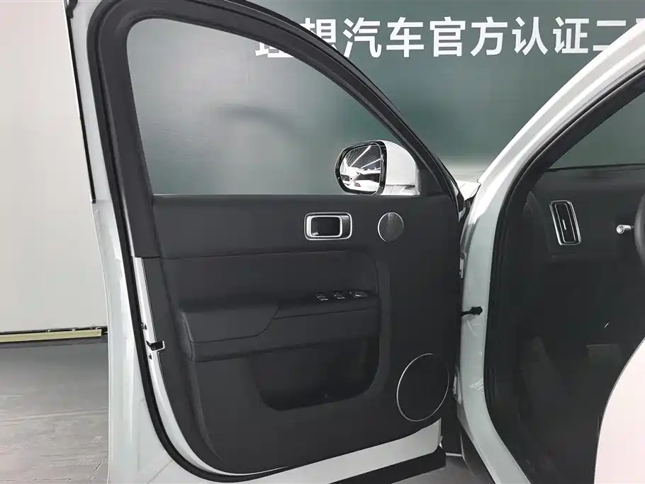 Li Auto Li L7 2026