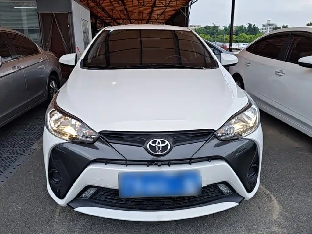 Toyota Yaris L 2020