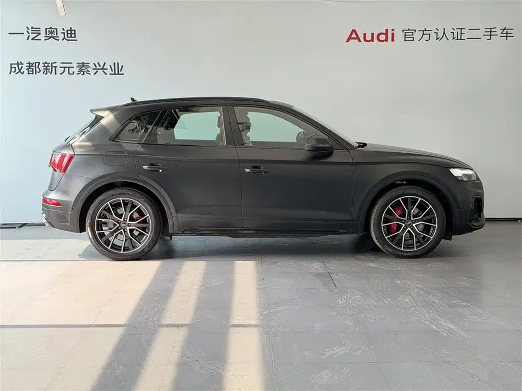 Audi SQ5 2022 — фото 3