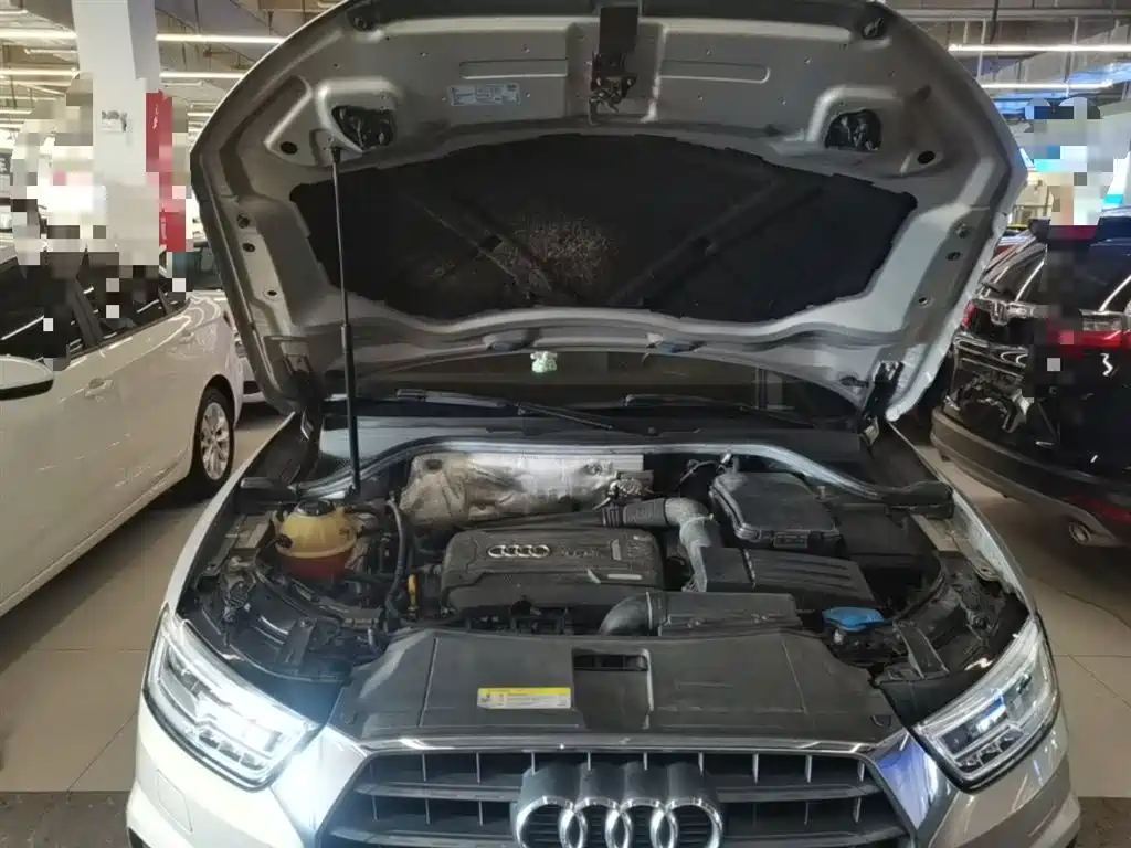 Audi Q3 2018 — фото 16