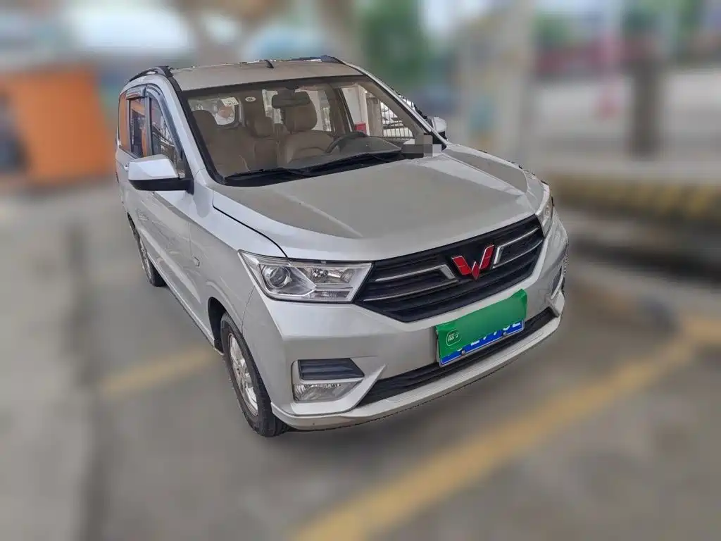 Wuling Hongguang 2022 — фото 24