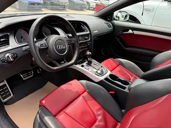 Audi S5 2012