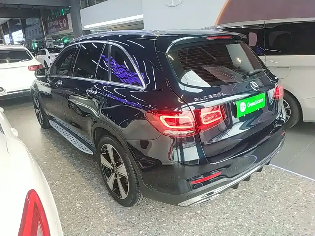 Mercedes-Benz GLC 2023