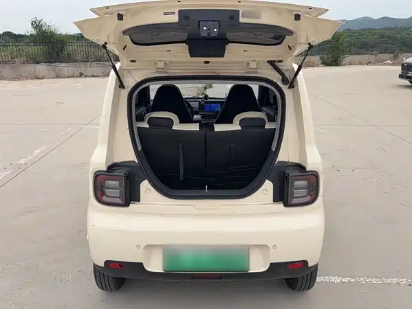 Geely Galaxy Panda 2025