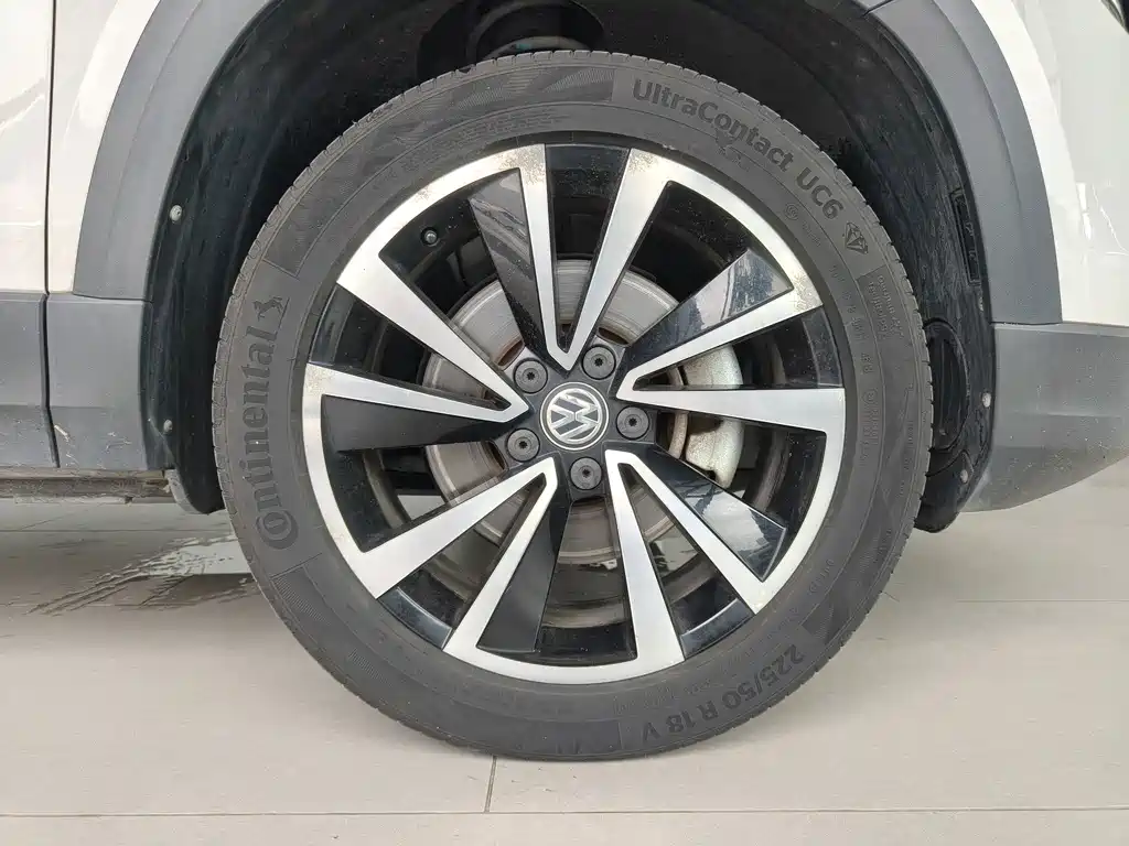 Volkswagen Tharu 2019 — фото 16