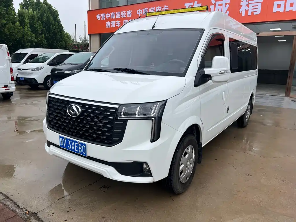 Maxus V80 2025