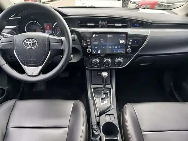 Toyota Corolla 2015