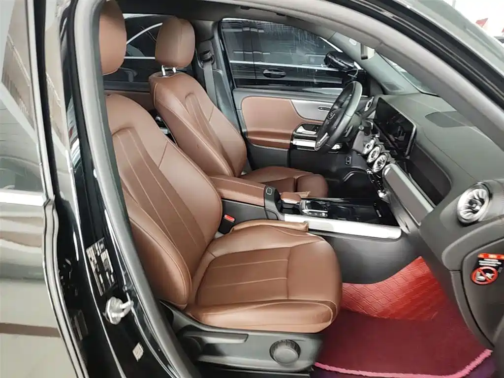 Mercedes-Benz GLB 2022 — фото 25