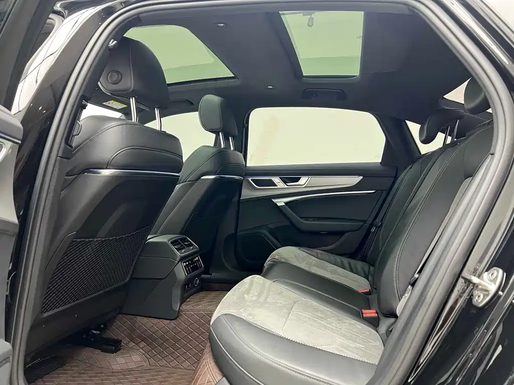 Audi A6L 2023