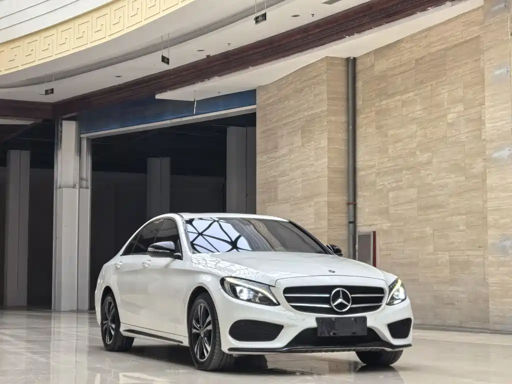 Mercedes-Benz C-Class 2017 — фото 3