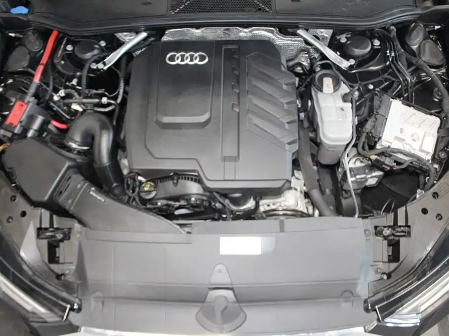 Audi A6L 2023 — фото 15