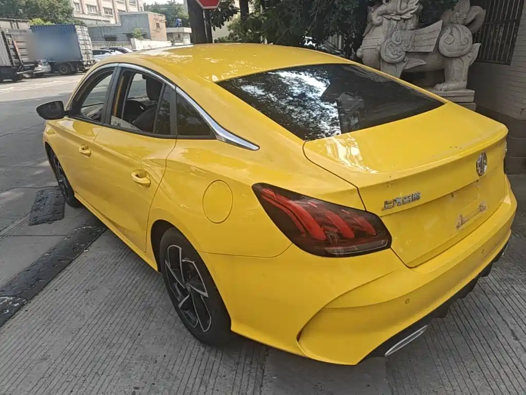 MG MG5 2021