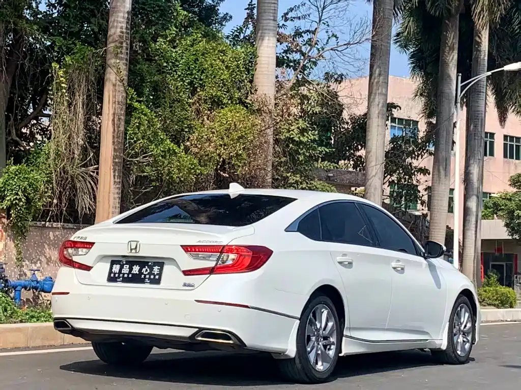 Honda Accord 2019 — фото 7