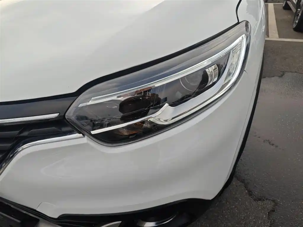 Renault Kadjar 2017 — фото 19