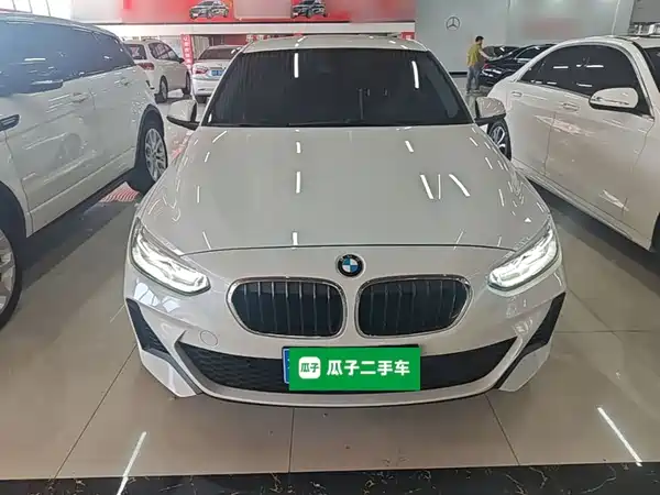 BMW 1 Series 2021
